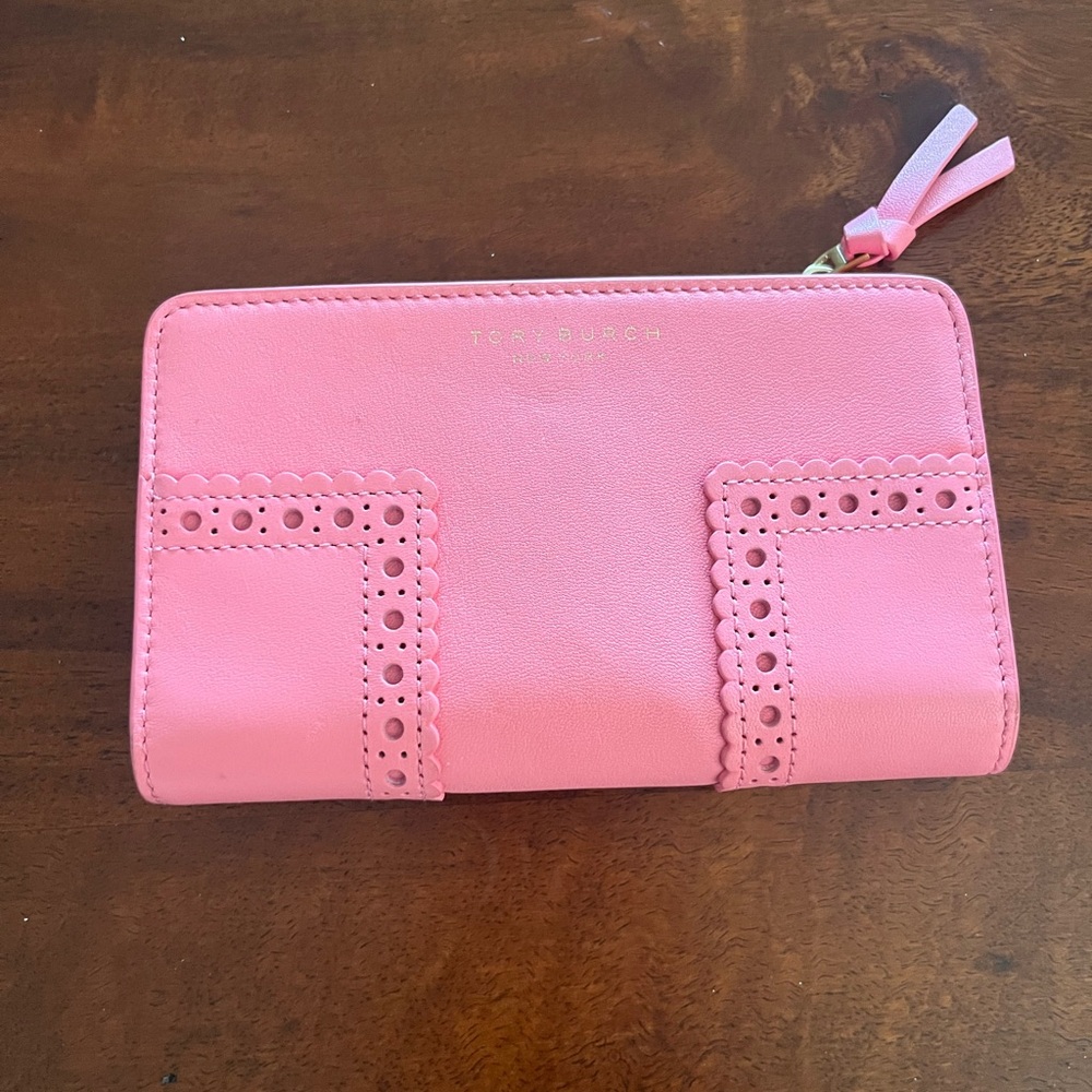 Tory Burch Pink Bi-Fold Leather Wallet with Zip Coin Pocket - Picture 2 of 3